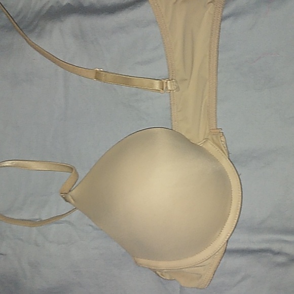 Pink Bra - Picture 4 of 4